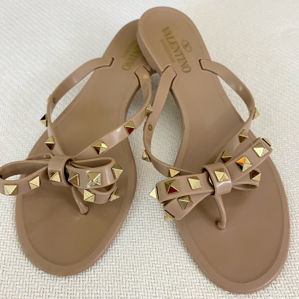VALENTINO Rockstud Jelly Thong Sandals 8US/38EU